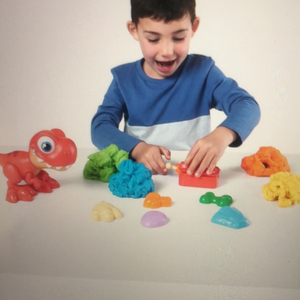 Dino Dig  Large Egg Dough by Smashers Junior for ages 18 months-3 years